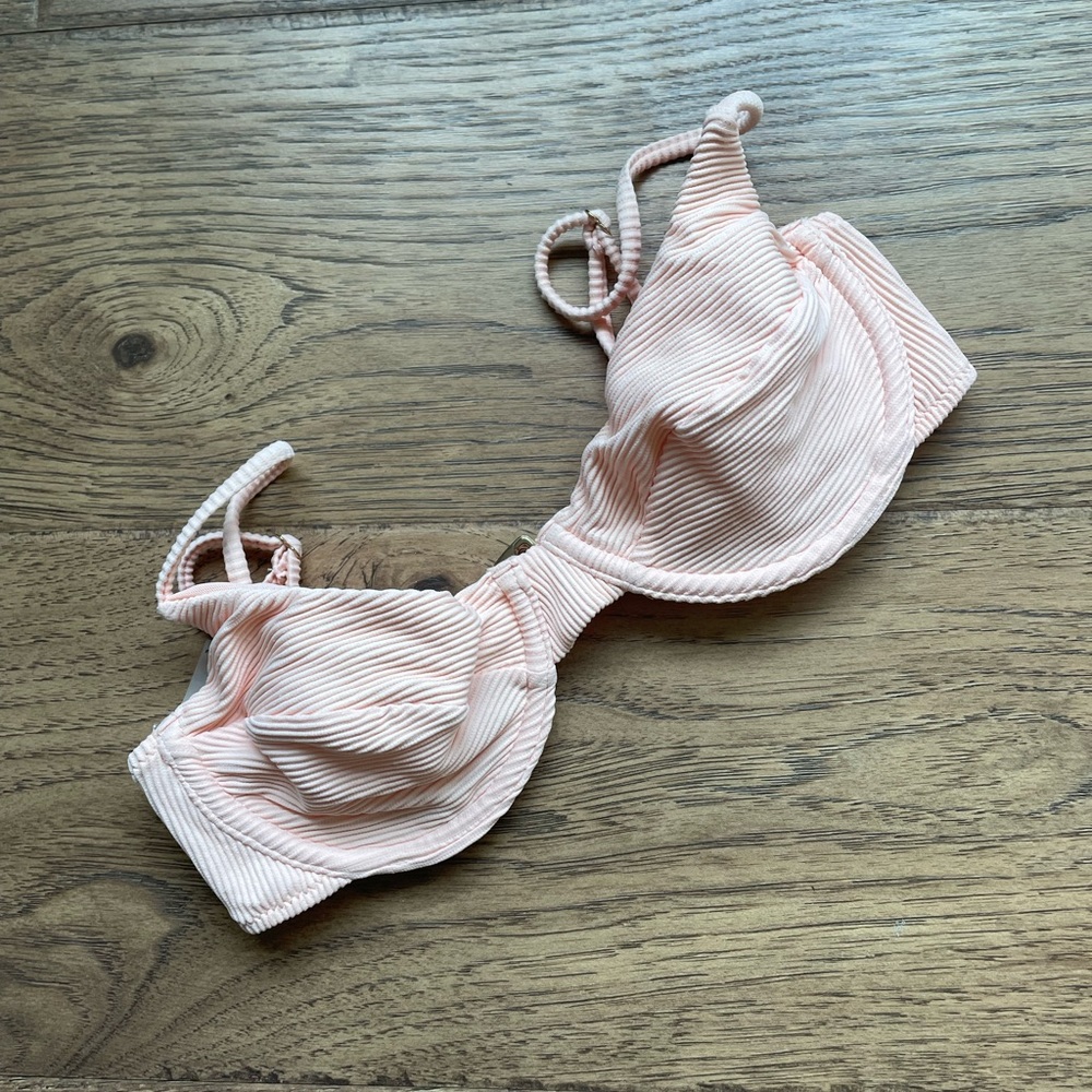 Sarah’s day bikini top